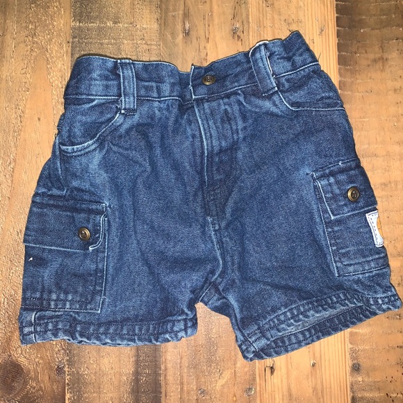 3 for $20 / Denim basketball logo shorts (18 M) - Picture 2 of 3